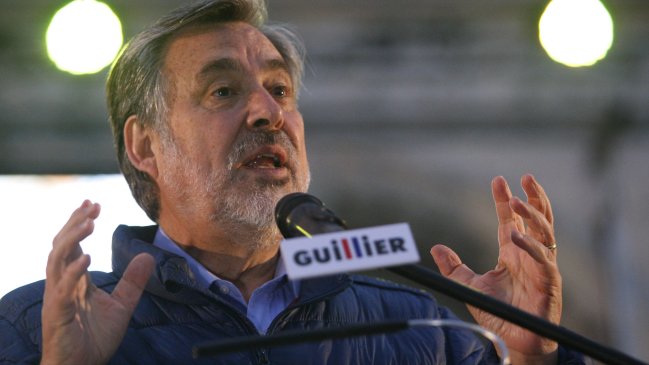 Diputado PPD: No creo que cambio de gabinete afecte candidatura de Guillier