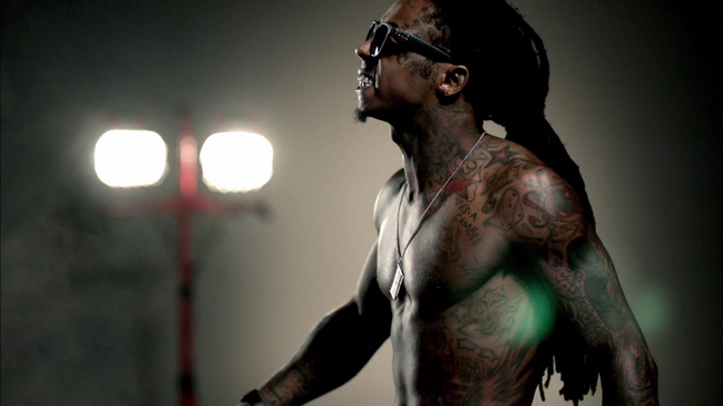 Rapero Lil Wayne fue hospitalizado tras sufrir nuevas convulsiones