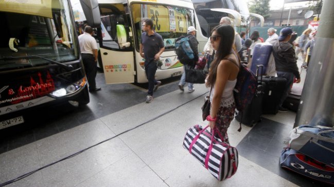 Se veía venir: Pasajes de buses subirán un 87% este 