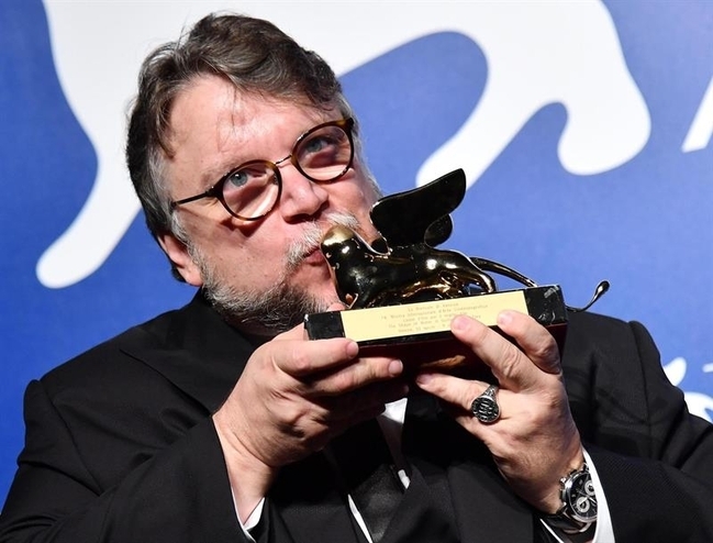Guillermo del Toro obtuvo el León de Oro en Venecia