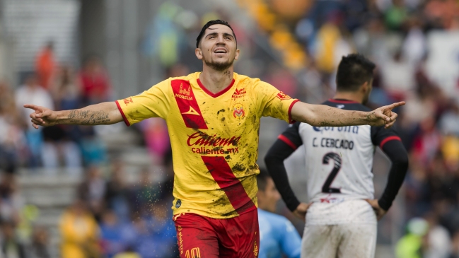 Diego Valdés marcó en la sólida victoria de Monarcas sobre Lobos en la liga mexicana