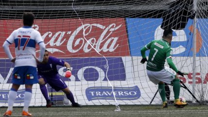 Bryan Carrasco marcó de penal para lograr la igualdad de Audax Italiano ante Universidad Católica