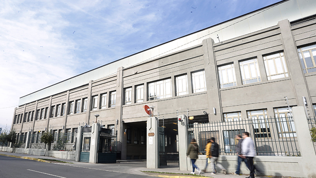 Señal de Chilevisión experimentó fallas y no pudo emitir noticiero