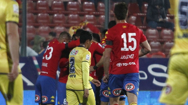 Unión Española aprovechó un autogol ante U. de Concepción y sigue como líder del Transición