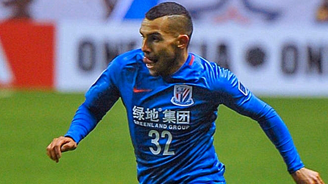 DT de Shanghai Shenhua apartó a Carlos Tévez del equipo titular por sobrepeso