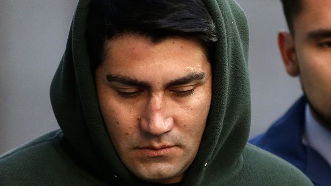 Defensa sostiene que el hombre que descuartizó a su polola es esquizofrénico