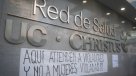 Estudiantes protestaron en Clínica UC por atender a Karadima y rechazar abortos