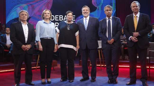 Candidatos se vieron las caras en el primer debate científico presidencial