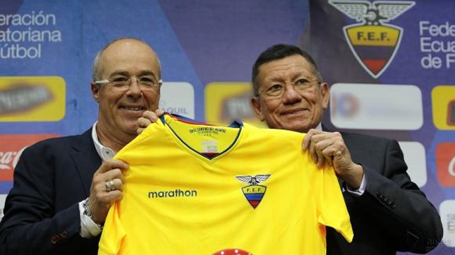 Ecuador dará a conocer en 10 días más la nómina para enfrentar a Chile