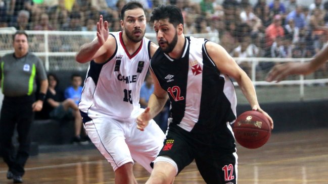 La selección chilena de baloncesto cayó frente al club brasileño Vasco