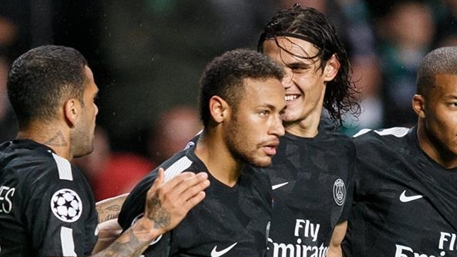 Según medio francés, Neymar y Cavani estuvieron a punto de llegar a las manos en el vestuario