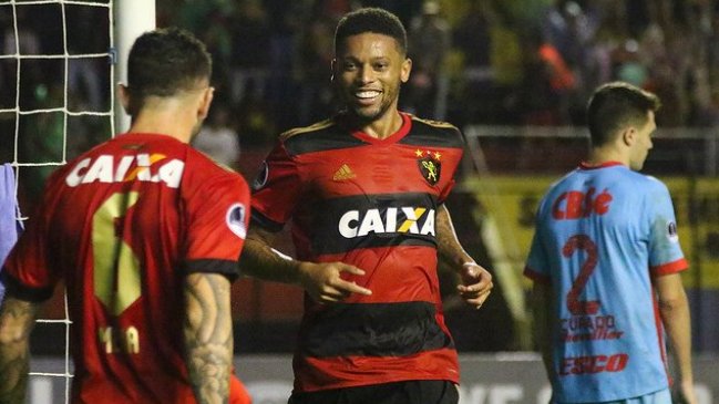 Sport Recife de Eugenio Mena clasificó a cuartos de final de la Copa Sudamericana