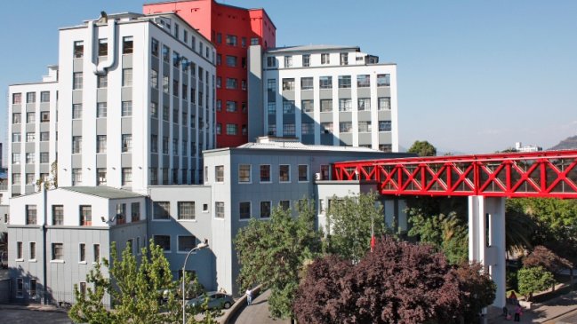 Hombre en riesgo vital tras infligirse heridas para evitar detención por agredir a su pareja