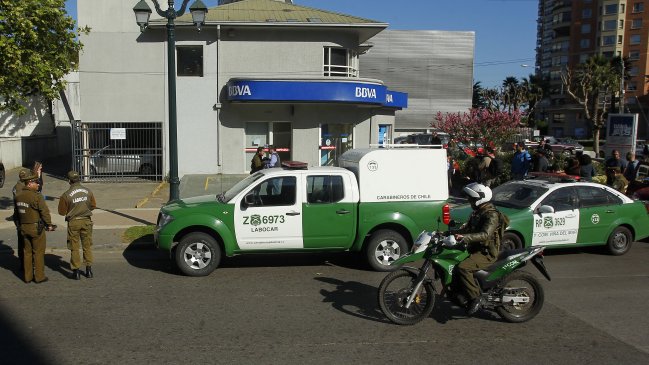 Delincuentes sustrajeron más de 100 millones de pesos desde banco BBVA de Viña del Mar