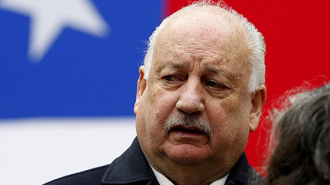 Teillier admitió que existe 