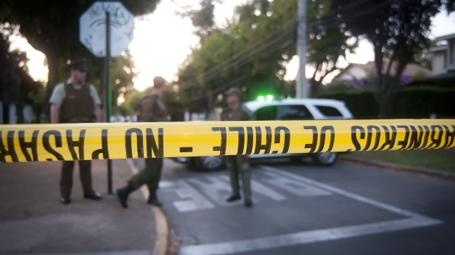 Carabineros detuvo a dos sujetos que robaron cigarrillos desde un camión