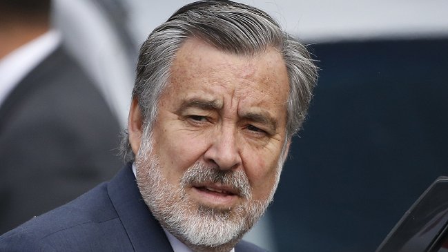 Guillier contra Fiscalía: La gente quiere que se investiguen los delitos contra la propiedad