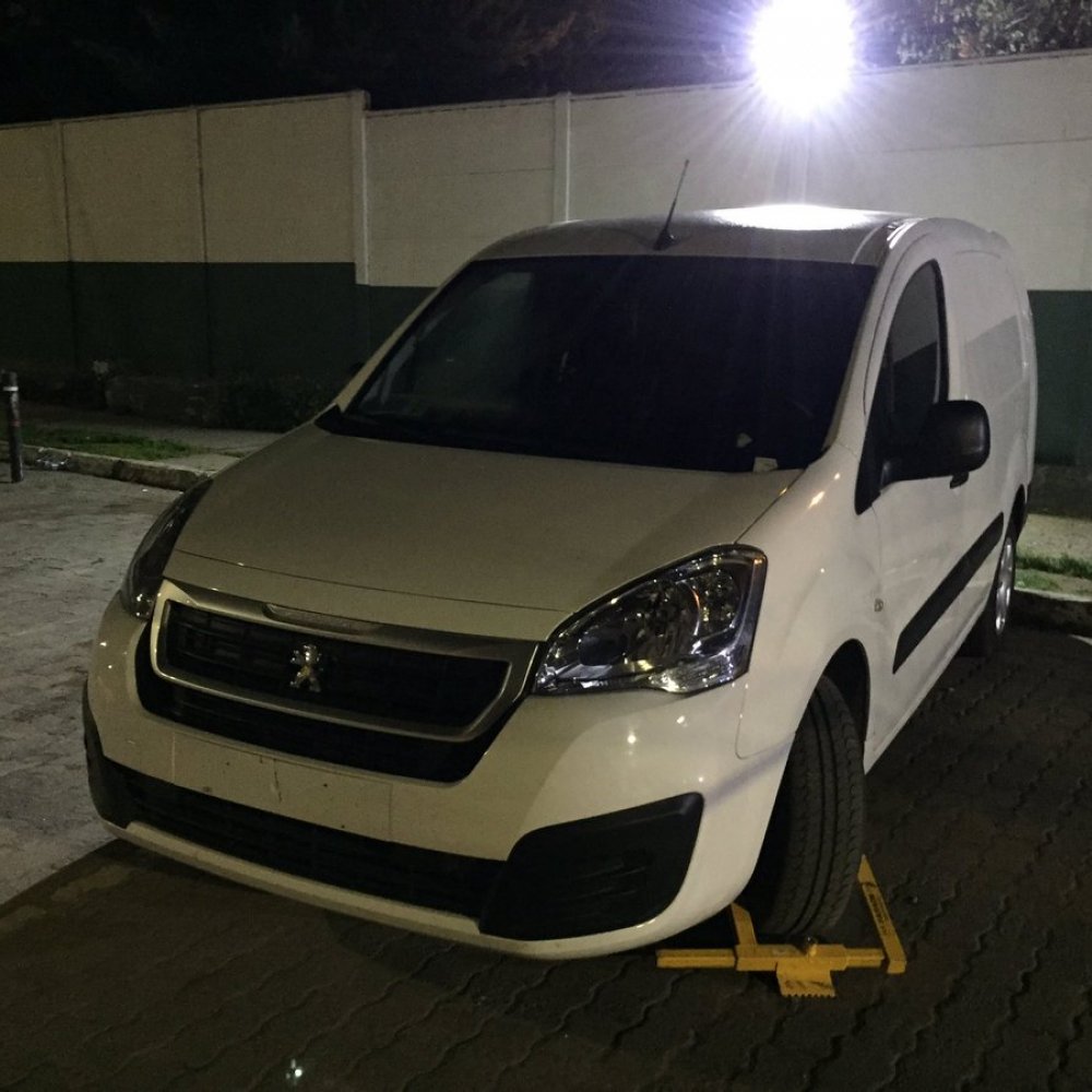 Dos detenidos tras robo frustrado a servicentro en San Ramón