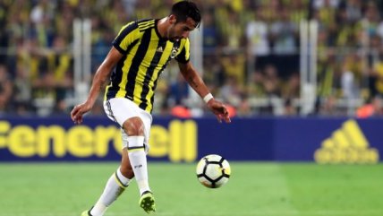   Mauricio Isla compartió sus sensaciones luego de triunfar junto a Fenerbahce en el clásico 