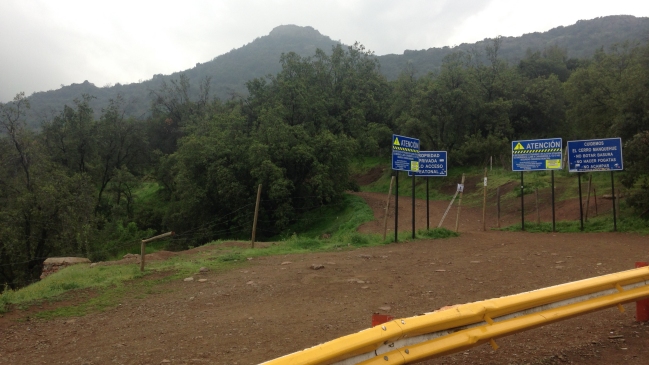 Ministro de Medio Ambiente valoró cierre de acceso principal al cerro Manquehue