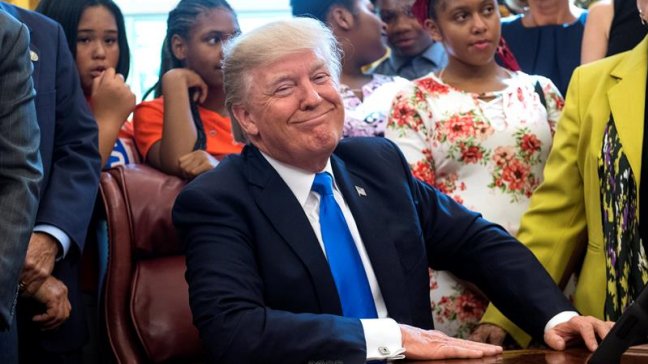 Trump irá el 3 de octubre a Puerto Rico para evaluar daños tras huracán María