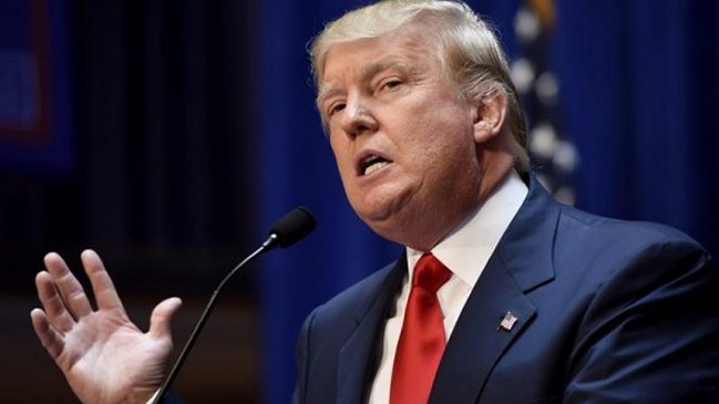 El presidente Trump aprovechó la baja de audiencia en la NFL para mantener su crítica