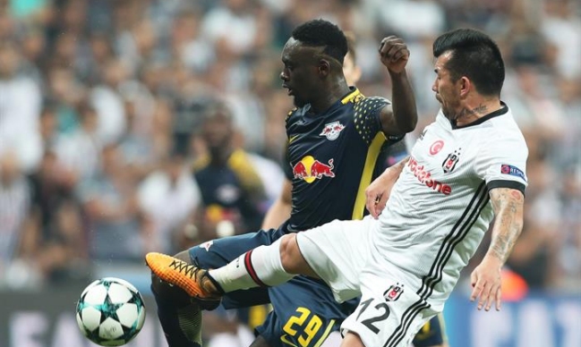 PF de Besiktas: Medel no tiene nada grave