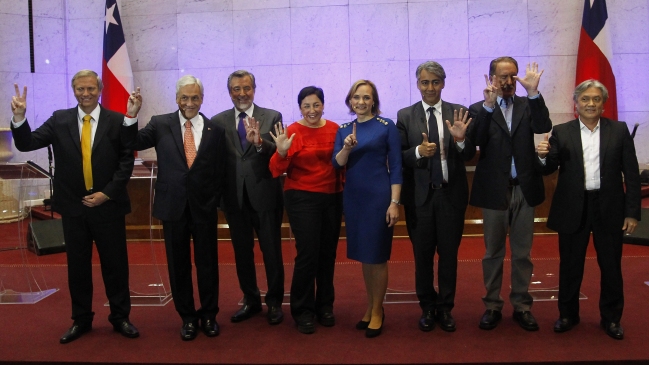 El primer debate que reúne a los ocho candidatos presidenciales