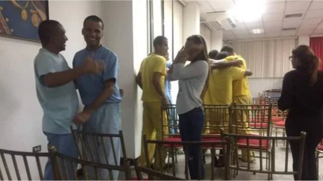 Liberaron a 22 estudiantes detenidos durante protestas en norte de Venezuela
