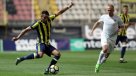 Mauricio Isla participó en dura caída de Fenerbahce por la liga turca