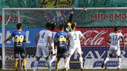 Audax celebró con un golazo y Everton se amargó con una "chambonada"