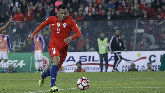 La selección chilena inicia sus prácticas para los duelos decisivos por las Clasificatorias