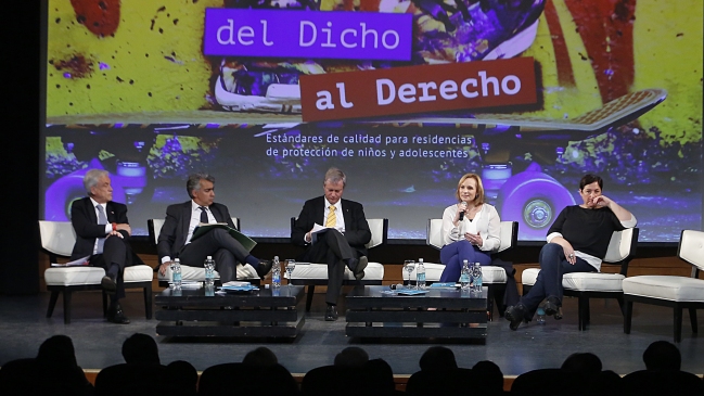 Goic llamó a los candidatos a un 