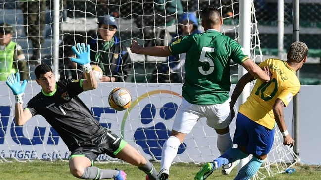 Bolivia y Brasil igualaron con Carlos Lampe como figura