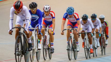  Competencia de ciclismo obliga a cortar el tránsito en Santiago  
