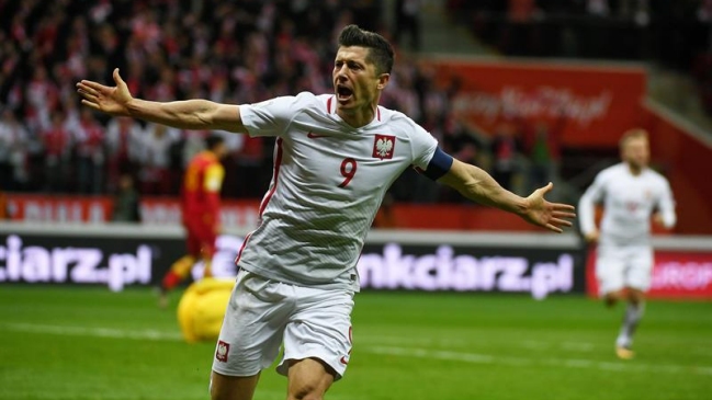 Polonia se hizo fuerte ante Montenegro y selló su clasificación a Rusia 2018