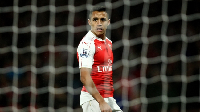 Manchester City insiste en tener a Alexis ante posible partida de Sergio Agüero a Italia