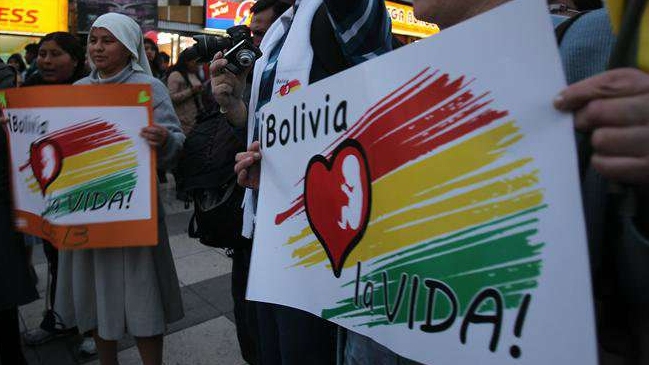 Bolivia: Iglesia Católica instruye a sus centros de salud no hacer abortos ante ampliación de causales