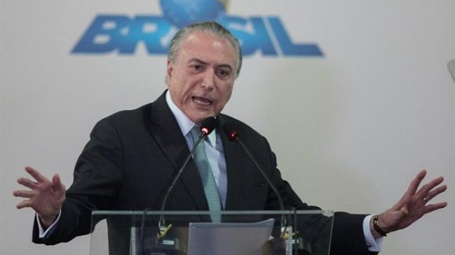 Instructor pide archivar denuncia contra Temer por 