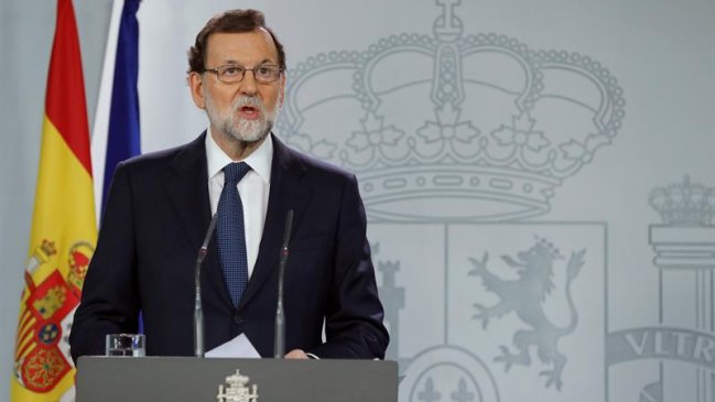 Rajoy pide al presidente catalán que aclare si declaró la independencia