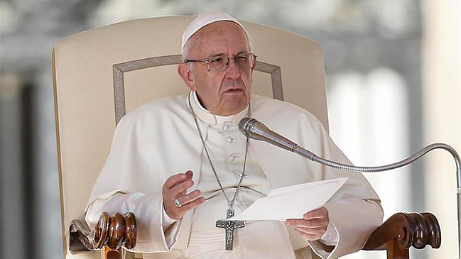 Reos huyeron tras cenar con el papa Francisco