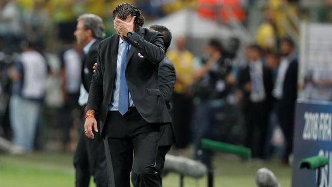 Juan Antonio Pizzi, el técnico que alcanzó la gloria y se despidió con amargura de la Roja