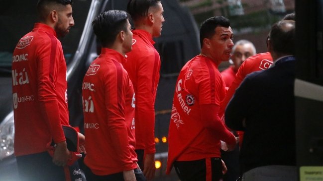 Seleccionados retornaron a Chile en silencio