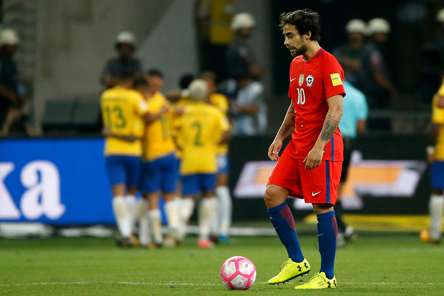 Diario español dedicó duro análisis a la 