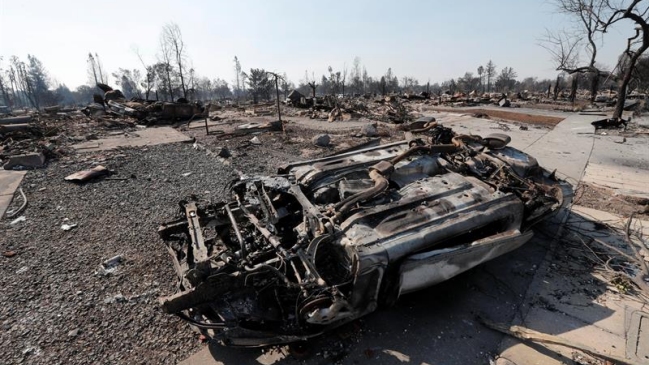Suben a 31 los muertos por los incendios forestales de California