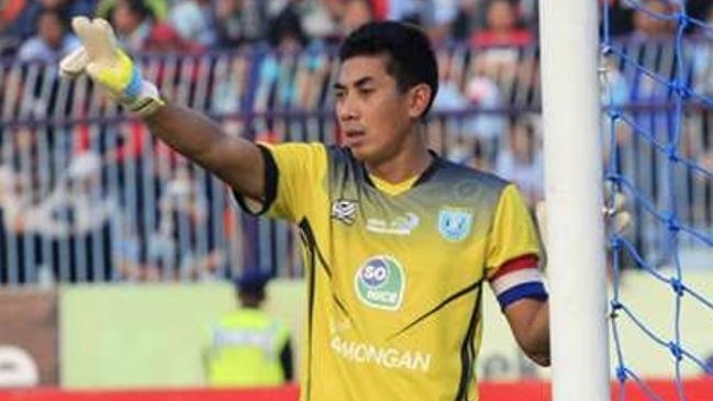 Liga de fútbol de Indonesia revisará el reglamento tras la muerte de un jugador