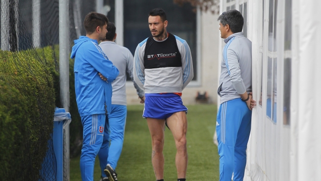 Mauricio Pinilla entrenó de forma diferenciada a horas del duelo con Antofagasta