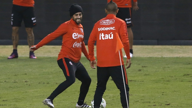 Arturo Vidal saludó a Jorge Valdivia en el día de su cumpleaños