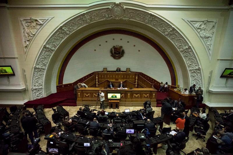 Cámara de Venezuela declaró fraude en comicios y pidió auditoría internacional