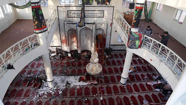 Afganistán: Al menos 56 muertos dejó ataque suicida en mezquita de Kabul